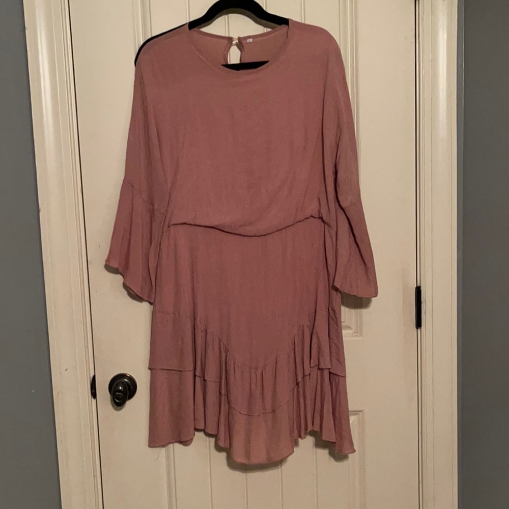 Pink mid length dress. Flowy.